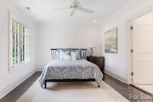 1930 Queens Rd W, Charlotte, NC 28207 - Photo 19