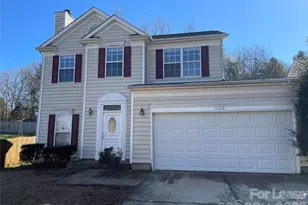 10218 Ridgewell Ct, Charlotte, NC 28215 - Photo 1