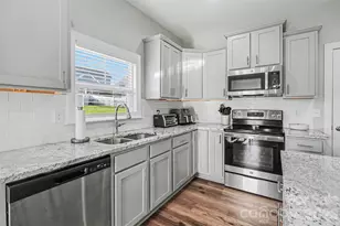 201 Garden View Ln, Shelby, NC 28152 - Photo 7