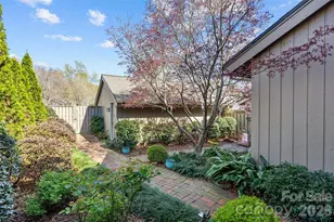 5120 Dunes Ct, Charlotte, NC 28226 - Photo 9