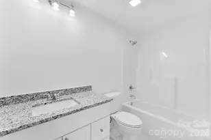 110 W Iowa Ave, Bessemer City, NC 28016 - Photo 11