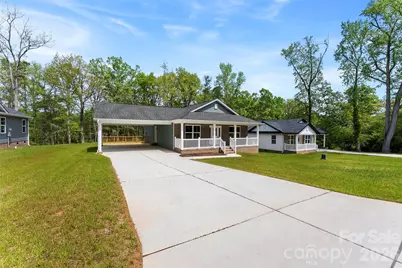 110 W Iowa Avenue, Bessemer City, NC 28016 - Photo 25