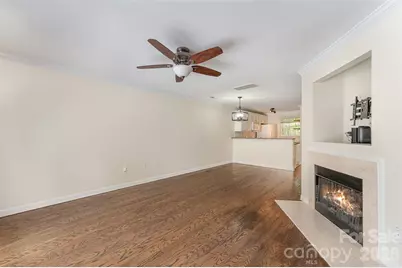 1218 Green Oaks Lane #E, Charlotte, NC 28205 - Photo 7