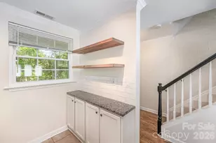 1218 Green Oaks Ln, Charlotte, NC 28205 - Photo 9