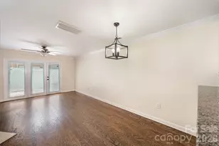 1218 Green Oaks Ln, Charlotte, NC 28205 - Photo 13