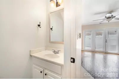 1218 Green Oaks Lane #E, Charlotte, NC 28205 - Photo 21