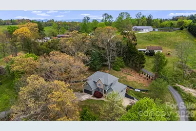 44 Goughes Branch Road, Leicester, NC 28748 - Photo 9