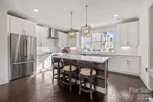 1241 Cotswold Pl, Charlotte, NC 28211 - Photo 5