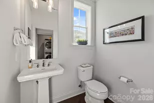 1241 Cotswold Pl, Charlotte, NC 28211 - Photo 15