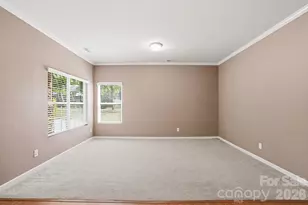 1304 Woodglen Ln, Matthews, NC 28104 - Photo 9