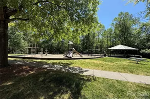 1304 Woodglen Ln, Matthews, NC 28104 - Photo 45