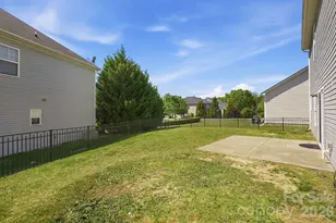 1304 Woodglen Ln, Matthews, NC 28104 - Photo 35