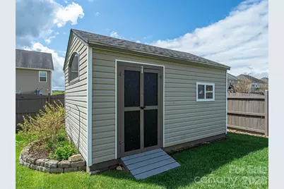 222 Haw River Road, Fletcher, NC 28732 - Photo 9