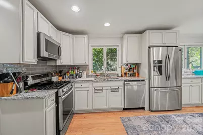 507 Florham Drive, High Point, NC 27262 - Photo 7