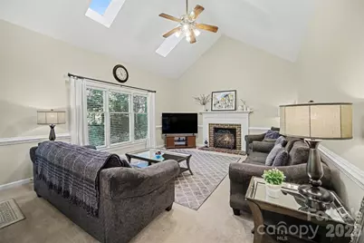 9200 Brightleaf Place, Charlotte, NC 28269 - Photo 9