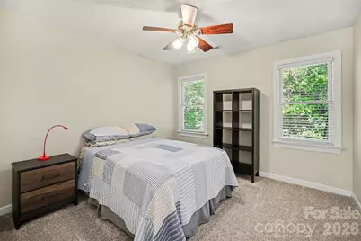 9200 Brightleaf Place, Charlotte, NC 28269 - Photo 15