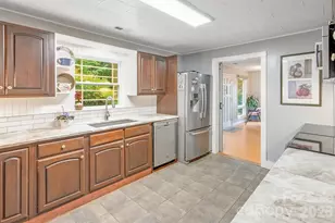 3 Odie Ln, Candler, NC 28715 - Photo 11