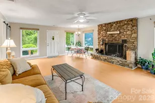 3 Odie Ln, Candler, NC 28715 - Photo 9