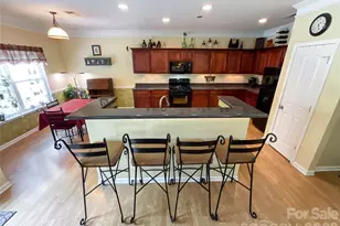 15137 Oldcorn Ln, Charlotte, NC 28262 - Photo 9