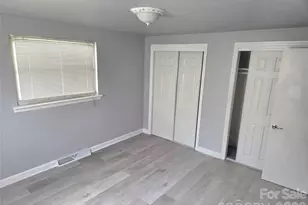 7222 Melody Ln, Charlotte, NC 28214 - Photo 15