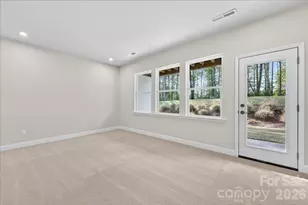 7933 Cedarsmith Ct, Charlotte, NC 28217 - Photo 5