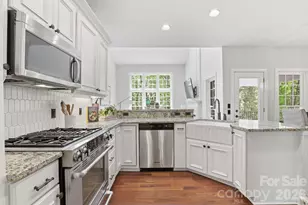 2715 Providence Spring Ln, Charlotte, NC 28270 - Photo 9