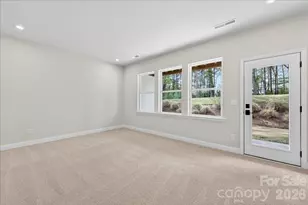 7929 Cedarsmith Ct, Charlotte, NC 28217 - Photo 5