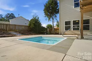 9713 Falling Stream Dr, Charlotte, NC 28214 - Photo 43