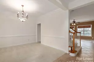 11415 Fountaingrove Dr, Charlotte, NC 28262 - Photo 5