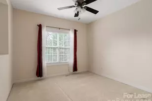 11415 Fountaingrove Dr, Charlotte, NC 28262 - Photo 29