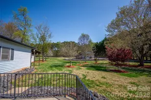 167 Southwood Dr, Statesville, NC 28677 - Photo 25