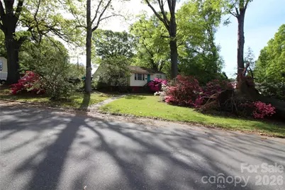3300 Maywood Drive, Charlotte, NC 28205 - Photo 5
