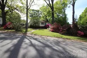 3300 Maywood Dr, Charlotte, NC 28205 - Photo 5