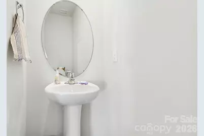 8133 Clairwood Drive, Charlotte, NC 28269 - Photo 21