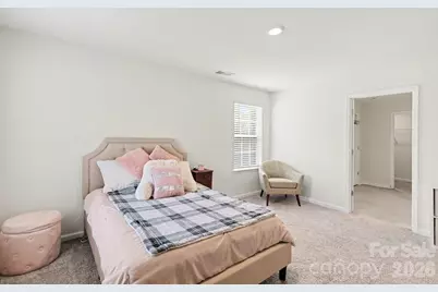 8133 Clairwood Drive, Charlotte, NC 28269 - Photo 11