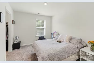 8133 Clairwood Drive, Charlotte, NC 28269 - Photo 13