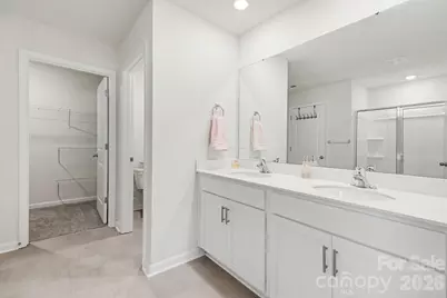 8133 Clairwood Drive, Charlotte, NC 28269 - Photo 19