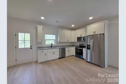 1028 Patton Avenue, Albemarle, NC 28001 - Photo 3