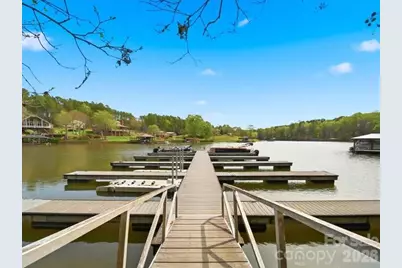 6074 Plantation Pointe Drive, Granite Falls, NC 28630 - Photo 9