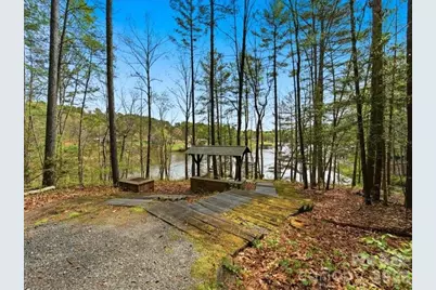 6074 Plantation Pointe Drive, Granite Falls, NC 28630 - Photo 7