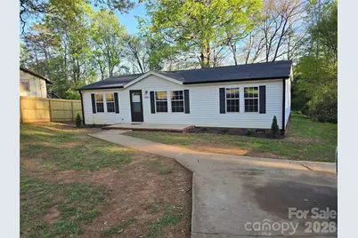1731 Lakeview Drive, Statesville, NC 28677 - Photo 1