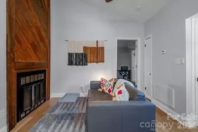 5812 Rock Hollow Drive, Charlotte, NC 28212 - Photo 7