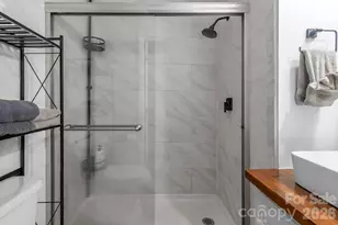 5812 Rock Hollow Dr, Charlotte, NC 28212 - Photo 21