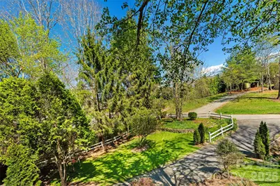 19 Timbers Edge Lane, Fairview, NC 28730 - Photo 9