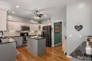 24 Nesbitts Olde Farm Rd, Fairview, NC 28730 - Photo 11