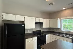 1207 Joannas Ct, Charlotte, NC 28214 - Photo 7