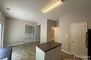 1207 Joannas Ct, Charlotte, NC 28214 - Photo 9