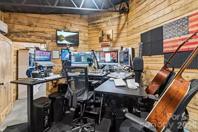 1380 N Main Street, Marion, NC 28752 - Photo 15