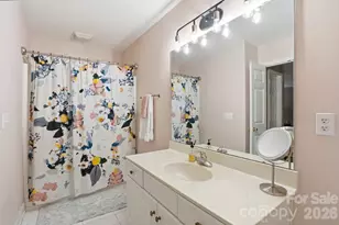 9026 St Pierre Ln, Charlotte, NC 28277 - Photo 13