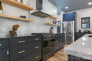 71 Hidden Pond Ln, Brevard, NC 28712 - Photo 13